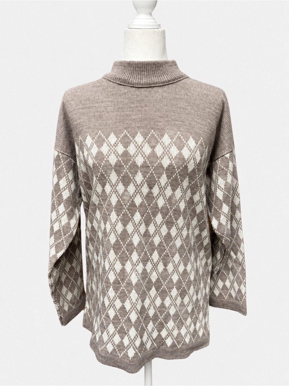 Orvis Large Taupe Argyle Turtleneck Sweater Made in USA Classic Knit Vintage